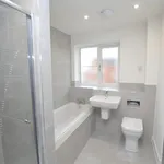 Rent 4 bedroom flat in East Midlands