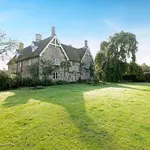 Rent 6 bedroom house in South West England