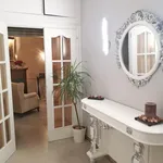 Rent 4 bedroom apartment in Barcelona