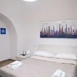 Rent 1 bedroom apartment of 70 m² in rome