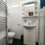 Rent 4 bedroom flat in East Of England