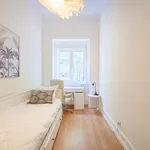 Rent 6 bedroom apartment in Lisbon