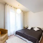 Appartement de 173 m² avec 1 chambre(s) en location à Paris