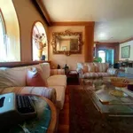 Rent 6 bedroom house of 350 m² in Rome