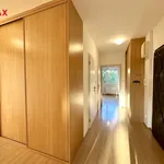 Pronajměte si 4 ložnic/e byt o rozloze 86 m² v modrany