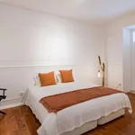 Rent 6 bedroom apartment in Lisbon