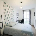 Louez une chambre de 91 m² à Clichy