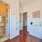 Rent a room in lisbon