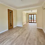 Rent 4 bedroom house in Wales