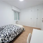 Rent 4 bedroom apartment in Bilbao