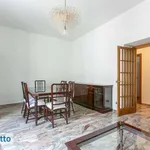 Rent 4 bedroom apartment of 140 m² in Rome