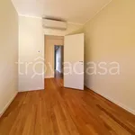 Rent 4 bedroom apartment of 150 m² in Milano