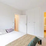 Rent 2 bedroom apartment of 52 m² in Paris