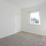 Rent 4 bedroom flat in Scotland