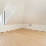 Rent 3 bedroom apartment of 212 m² in Lisbon