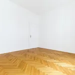 Rent 3 bedroom apartment in Praha 1