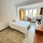 Rent 5 bedroom apartment in Zaragoza