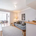 Rent 1 bedroom apartment of 50 m² in lisbon