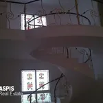 Rent 4 bedroom house of 200 m² in Σαρωνίδα