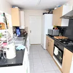 Rent 4 bedroom house in Wales