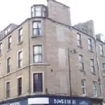 Rent 2 bedroom flat in Dundee