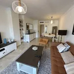 Alquilo 2 dormitorio apartamento de 89 m² en Puerto Banús