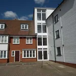 Rent 3 bedroom flat in Canterbury