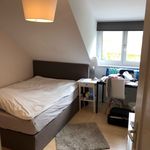 Rent a room of 80 m² in Stuttgart