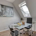 Appartement de 25 m² avec 3 chambre(s) en location à Paris