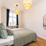 Rent 4 bedroom apartment of 48 m² in Berlin