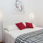 Rent 4 bedroom apartment of 65 m² in Rome