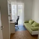 Miete 3 Schlafzimmer wohnung von 104 m² in Frankfurt