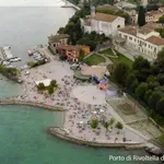 Affitto 2 camera appartamento di 50 m² in Desenzano del Garda