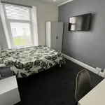 Rent 6 bedroom house in Wales