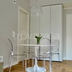 Rent 1 bedroom apartment of 50 m² in Milano