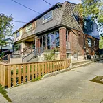  maison avec 6 chambre(s) en location à Old Toronto