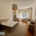 Rent 5 bedroom apartment of 170 m² in Milan