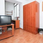 Rent 11 bedroom apartment in Granada