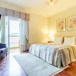 Rent 3 bedroom apartment in lisbon