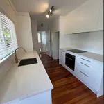 Rent 3 bedroom house in Kaipātiki