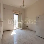 Affitto 3 camera appartamento di 84 m² in Catania