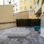 Rent a room of 185 m² in Madrid