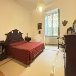 Rent 4 bedroom apartment of 177 m² in Napoli