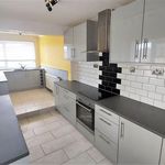 Rent 3 bedroom flat in Wales