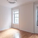 Rent 2 bedroom apartment in Manhattan