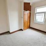 Rent 3 bedroom apartment in Wales