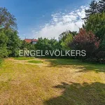 Pronajměte si 1 ložnic/e dům o rozloze 325 m² v Prague