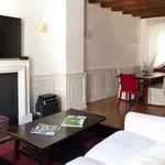 Rent 4 bedroom apartment of 75 m² in Milan