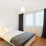 Miete 3 Schlafzimmer wohnung von 90 m² in Neuss