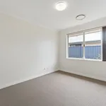 Rent 4 bedroom house in Baldivis